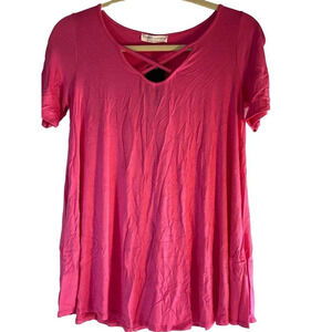 Fashion California Womens T-Shirt/Top Pink Criss Cross Chest Size 2XL NWT